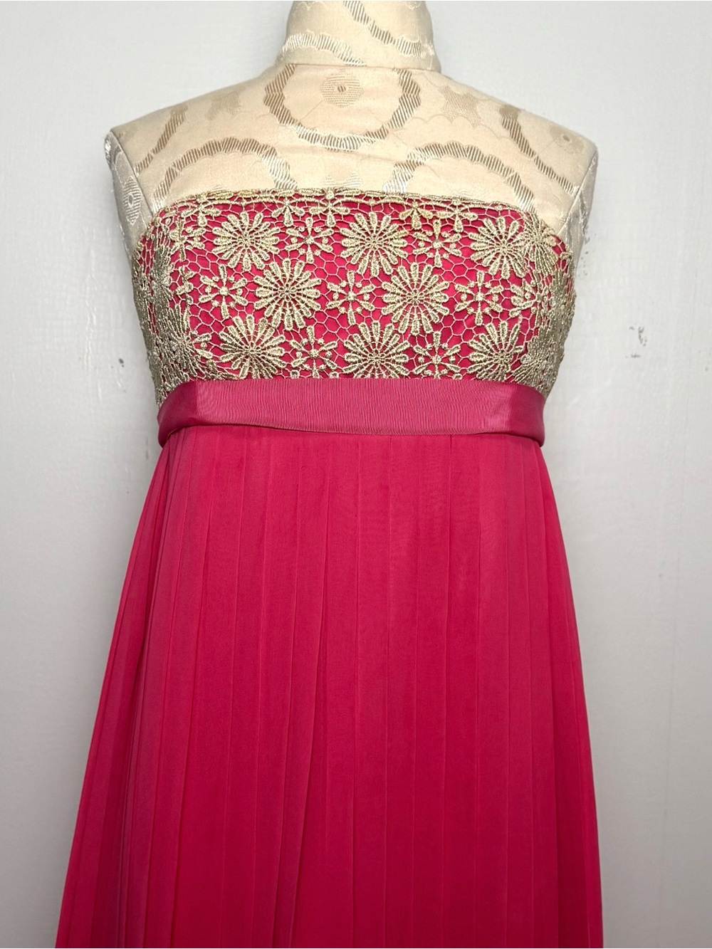 Lilly Pulitzer Pink Pleated Strapless Gold Lace Formal Gown Sz S - Picture 3 of 16